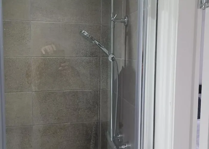 Premier House 招待所